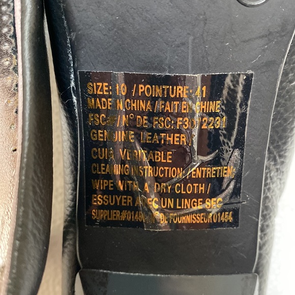 Vegan Leather Pointed Toe Boot Size 10 - Picture 4 of 5